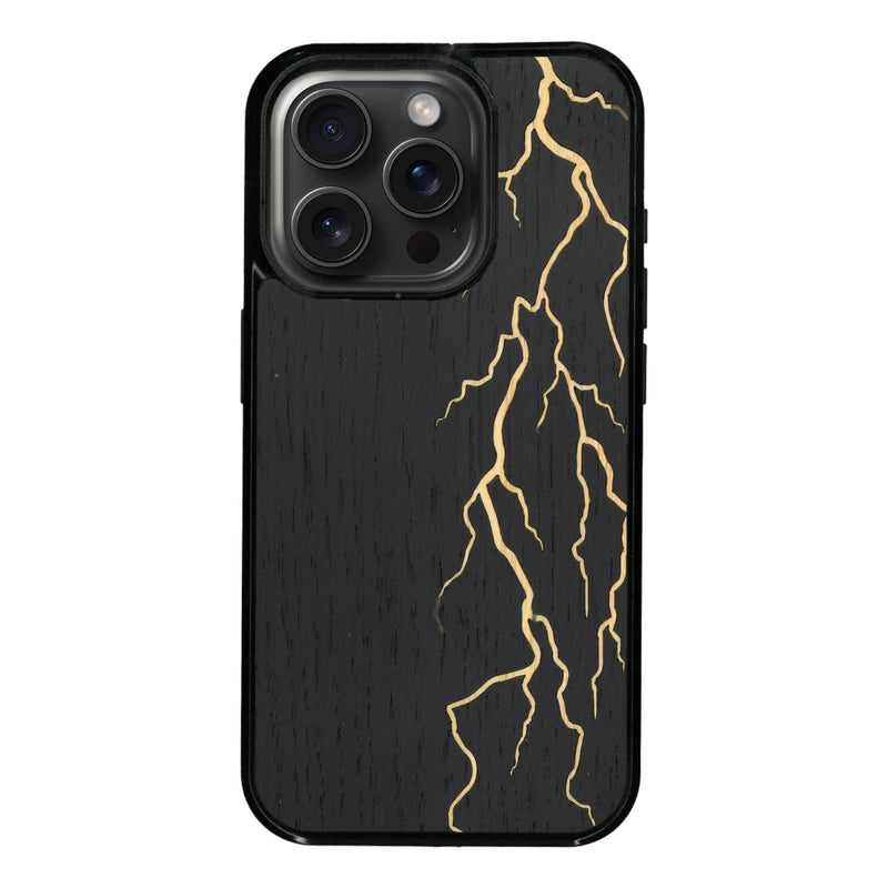 Coque de protection en bois véritable fabriquée en France pour iPhone 11 Pro Max alliant plusieurs essences de bois pour représenter un éclair divin