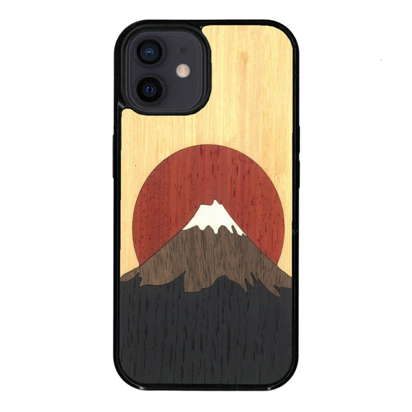 Coque de protection en bois véritable fabriquée en France pour iPhone 12 Mini alliant plusieurs essences de bois pour représenter le mont Fuji