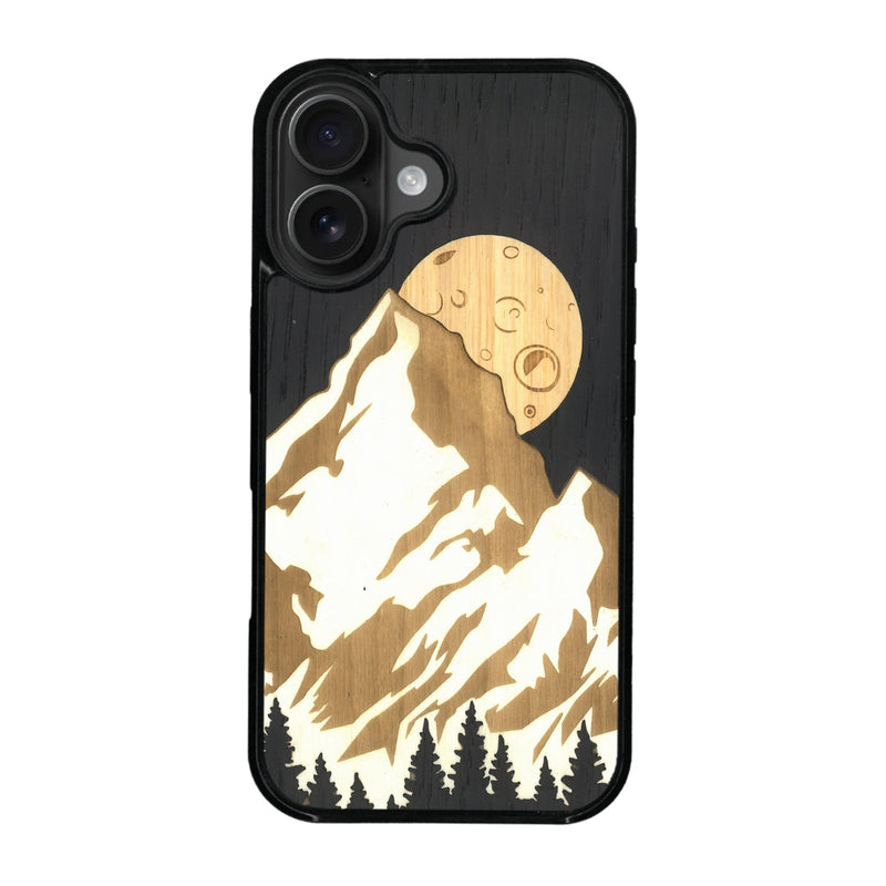 Coque de protection en bois véritable fabriquée en France pour iPhone 16 alliant plusieurs essences de bois pour représenter le mont Everest