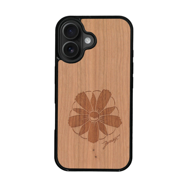 Coque de protection en bois véritable fabriquée en France pour iPhone 16 Plus + MagSafe® sur le thème des fleurs et de la montagne avec un motif de gravure représentant les pétales d'une fleur des montagnes