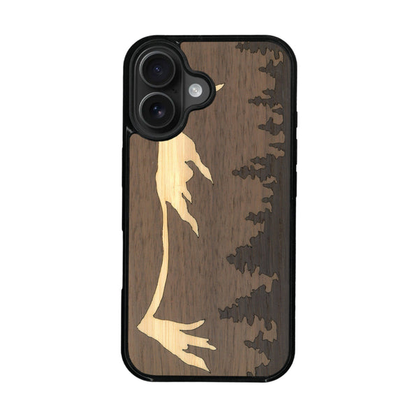 Coque de protection en bois véritable fabriquée en France pour iPhone 16 Plus sur le thème de la nature et de la montagne qui allie du chêne fumé, du noyer et du bambou représentant le mont mézenc