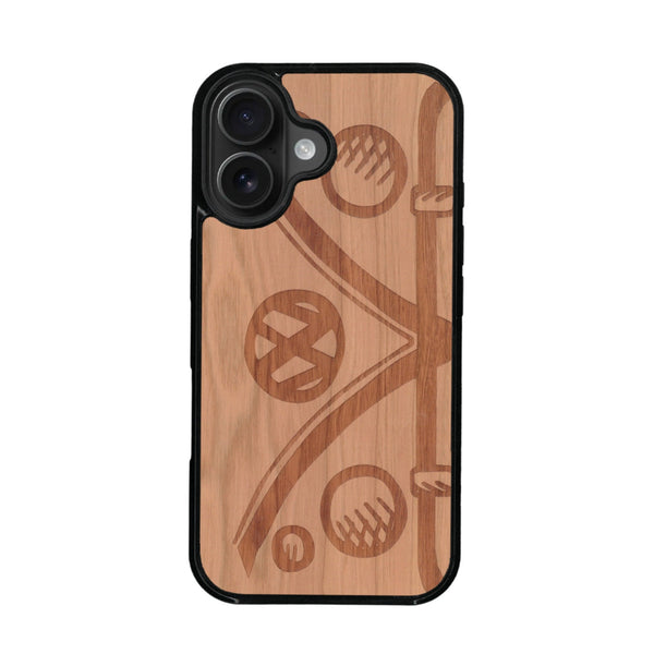 Coque de protection en bois véritable fabriquée en France pour iPhone 16 + MagSafe® sur le thème de l'automobile avec un van combi