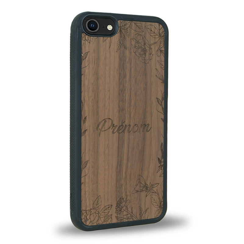 Coque de protection en bois véritable fabriquée en France pour iPhone 6 / 6s sur le thème de la fête des mères avec un motif représentant des fleurs et des feuilles