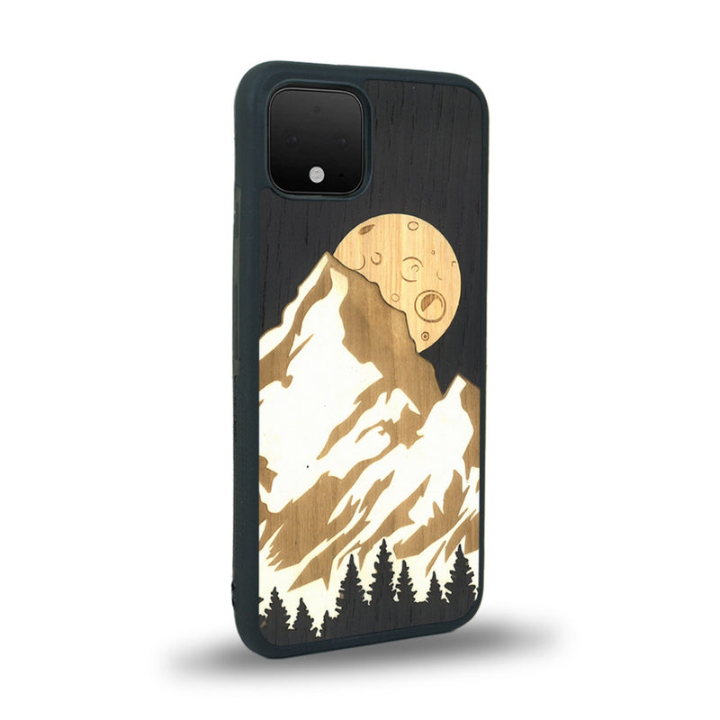 Coque de protection en bois véritable fabriquée en France pour Google Pixel 4 alliant plusieurs essences de bois pour représenter le mont Everest