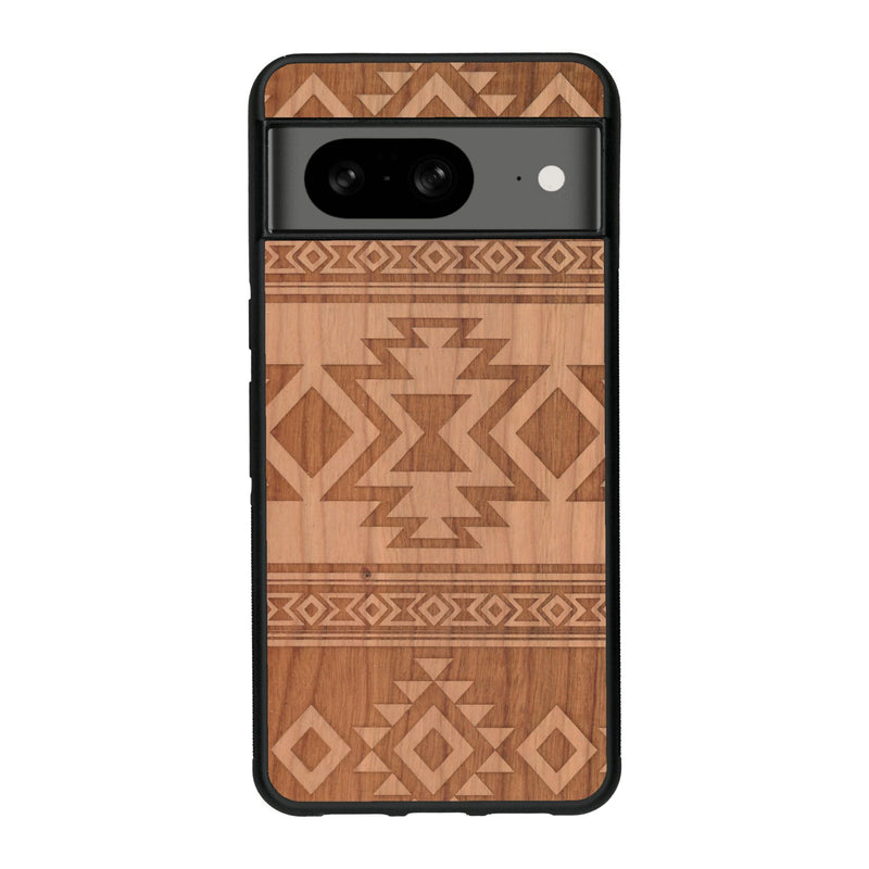 Coque de protection en bois véritable fabriquée en France pour Google Pixel 7A avec des motifs géométriques s'inspirant des temples aztèques, mayas et incas