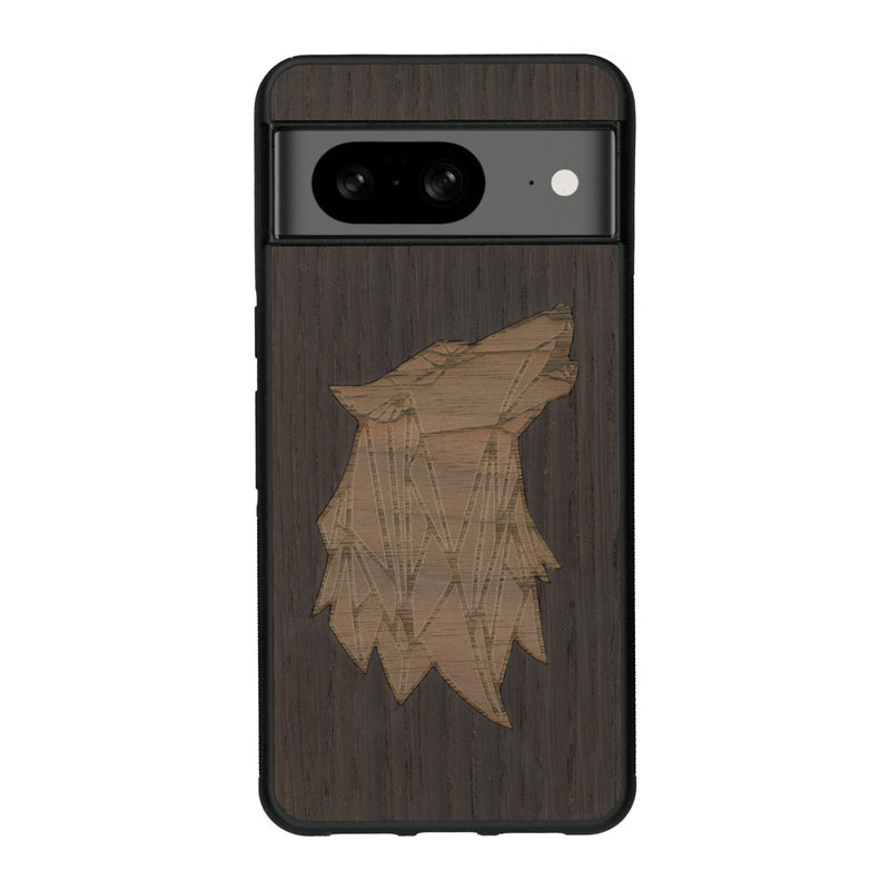 Coque de protection en bois véritable fabriquée en France pour Google Pixel 7A alliant du chêne fumé et du noyer représentant une tête de loup géométrique de profil sur le thème des animaux et de la nature