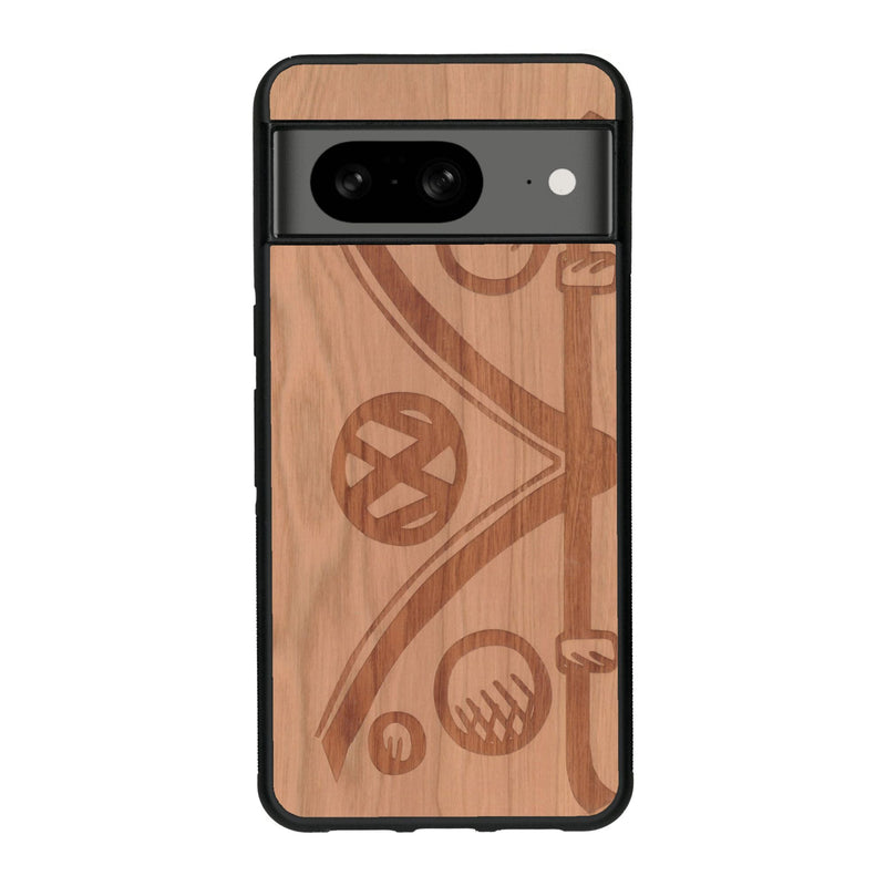 Coque de protection en bois véritable fabriquée en France pour Google Pixel 7A sur le thème de l'automobile avec un van combi