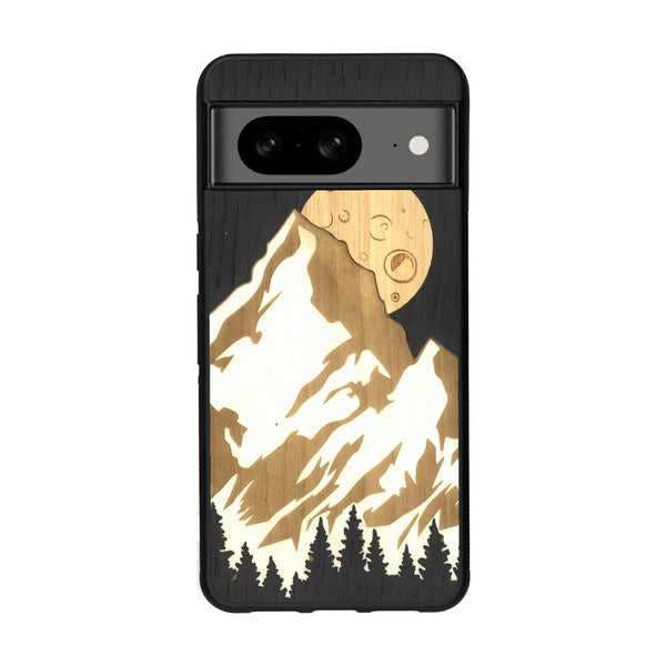 Coque de protection en bois véritable fabriquée en France pour Google Pixel 8 alliant plusieurs essences de bois pour représenter le mont Everest