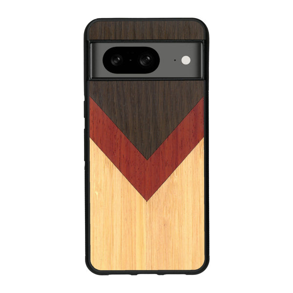 Coque de protection en bois véritable fabriquée en France pour Google Pixel 8A alliant du chêne fumé, du padouk et du bambou en forme de chevron sur le thème de l'art abstrait