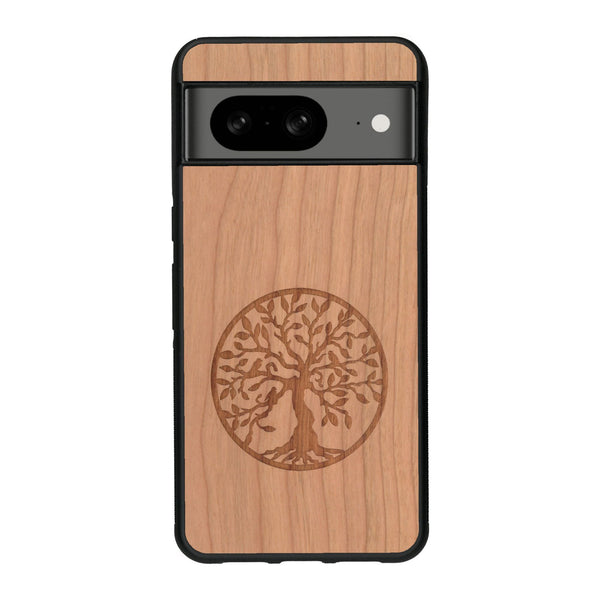 Coque de protection en bois véritable fabriquée en France pour Google Pixel 8A sur le thème de la spiritualité et du yoga avec une gravure zen représentant un arbre de vie