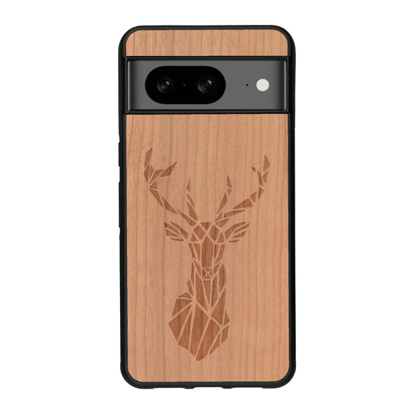 Coque de protection en bois véritable fabriquée en France pour Google Pixel 8A sur le thème de la nature et des animaux représentant une tête de cerf gométrique avec un design moderne et minimaliste