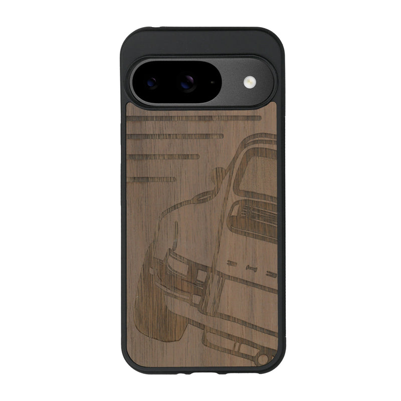 Coque de protection en bois véritable fabriquée en France pour Google Pixel 9 sur le thème de l'automobile avec une authentique Porsche