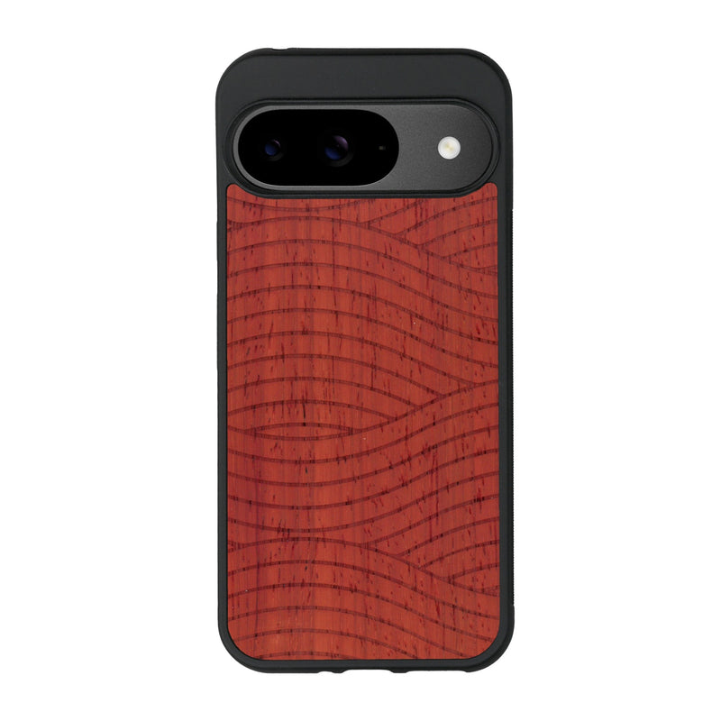 Coque de protection en bois véritable fabriquée en France pour Google Pixel 9 avec un motif moderne et minimaliste sur le thème waves et wavy représentant les vagues de l'océan