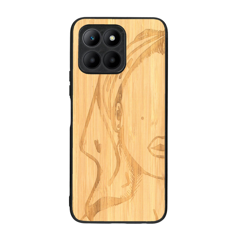 Coque de protection en bois véritable fabriquée en France pour Honor 70 Lite représentant une silhouette féminine épurée de type line art en collaboration avec l'artiste Maud Dabs