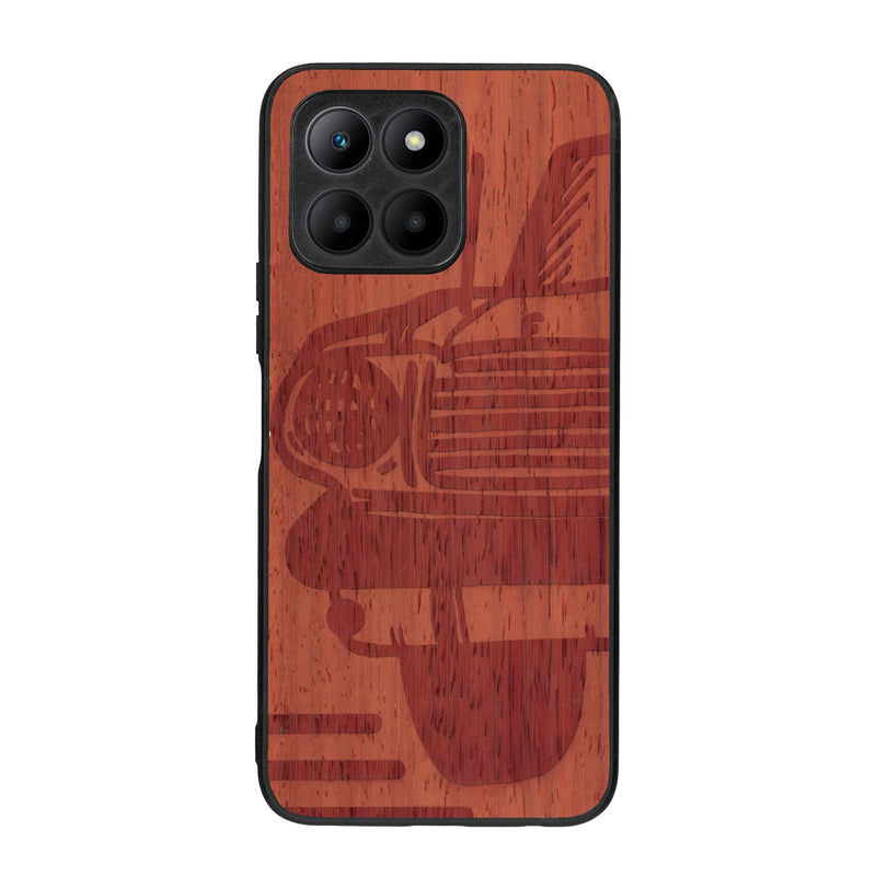 Coque de protection en bois véritable fabriquée en France pour Honor 70 Lite sur le thème de l'automobile avec une authentique Mustang