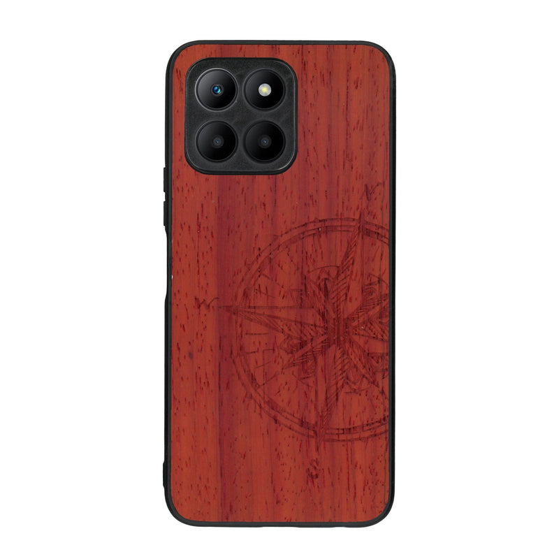 Coque de protection en bois véritable fabriquée en France pour Honor 70 Lite avec une gravure "rose des vents" sur le thème nautique et de l'océan qui s'inspire des boussoles de pirate