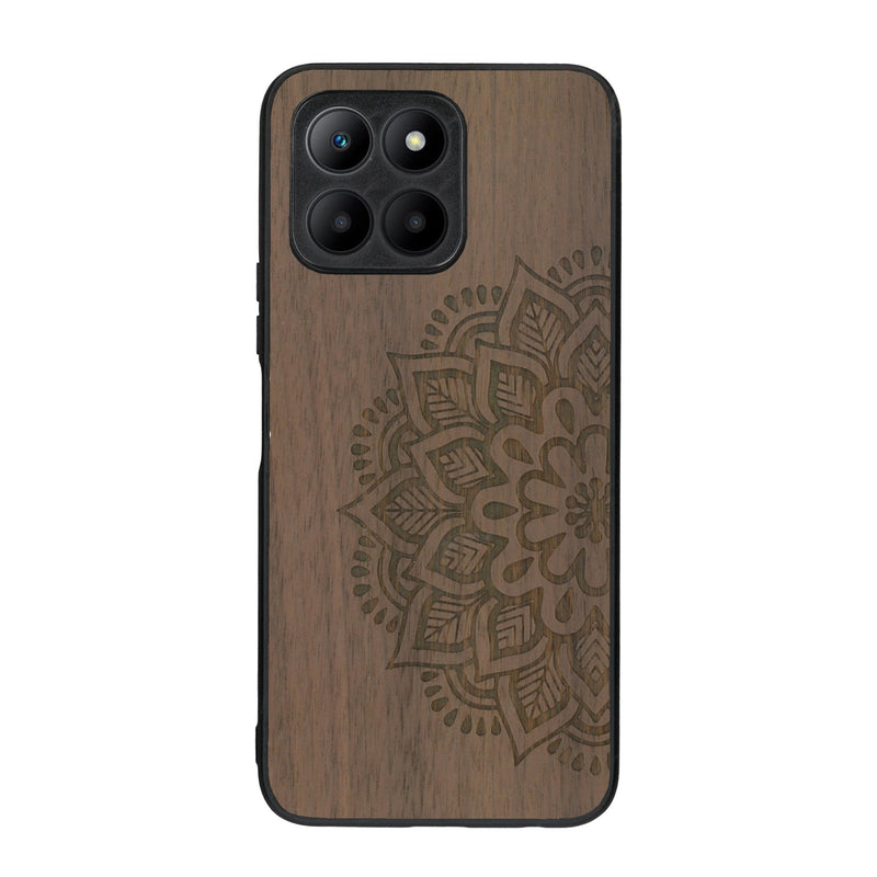 Coque de protection en bois véritable fabriquée en France pour Honor 70 Lite sur le thème de la bohème et du tatouage au henné avec une gravure représentant un mandala