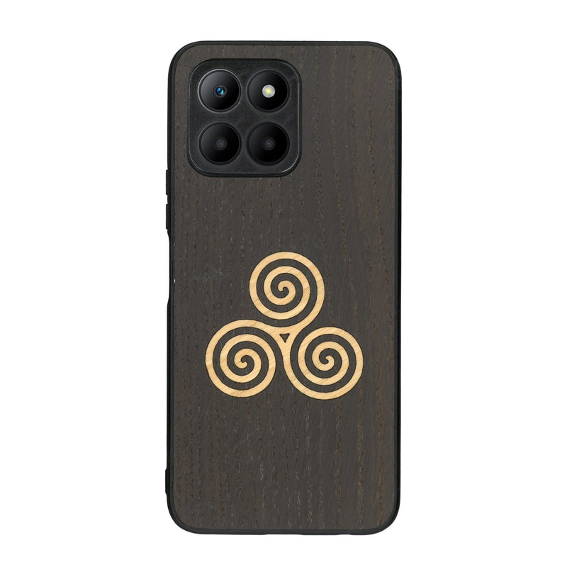 Coque de protection en bois véritable fabriquée en France pour Honor 70 Lite alliant du chêne fumé et du bambou et doré représentant un triskell