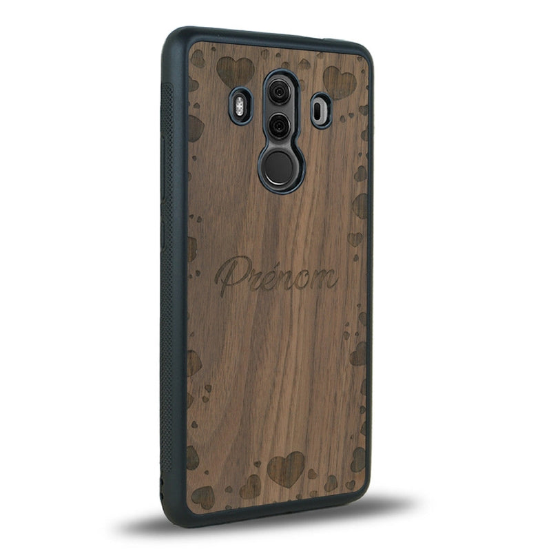 Coque de protection en bois véritable fabriquée en France pour Huawei Mate 10 Pro sur le thème de la fête des mères avec un motif représentant des coeurs et des feuilles