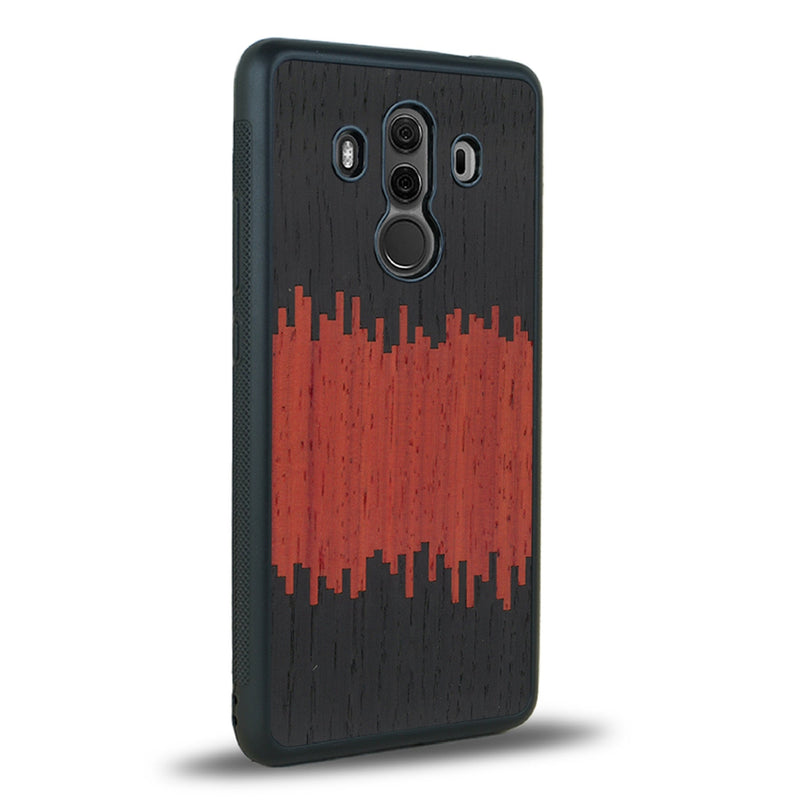 Coque de protection en bois véritable fabriquée en France pour Huawei Mate 10 Pro alliant plusieurs essences de bois pour représenter du magma en fusion