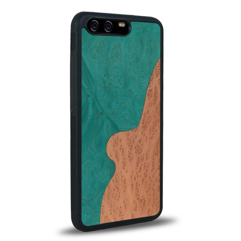 Coque de protection en bois véritable fabriquée en France pour Huawei P10 alliant plusieurs essences de bois pour représenter une plage paradisiaque