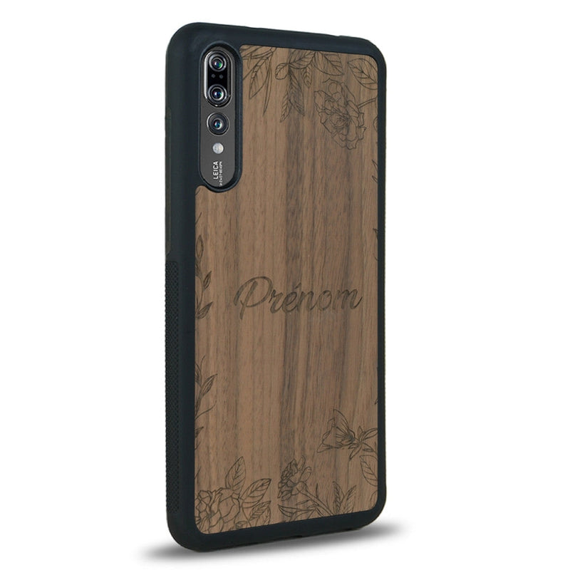 Coque de protection en bois véritable fabriquée en France pour Huawei P20 sur le thème de la fête des mères avec un motif représentant des fleurs et des feuilles