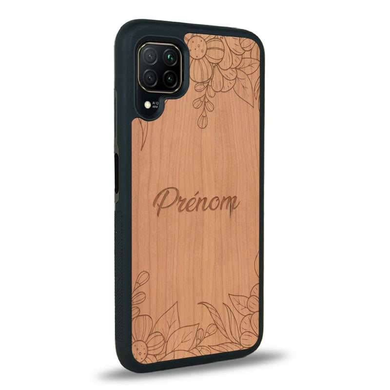 Coque de protection en bois véritable fabriquée en France pour Huawei P40 Lite sur le thème de la fête des mères avec un motif représentant des fleurs et des feuilles