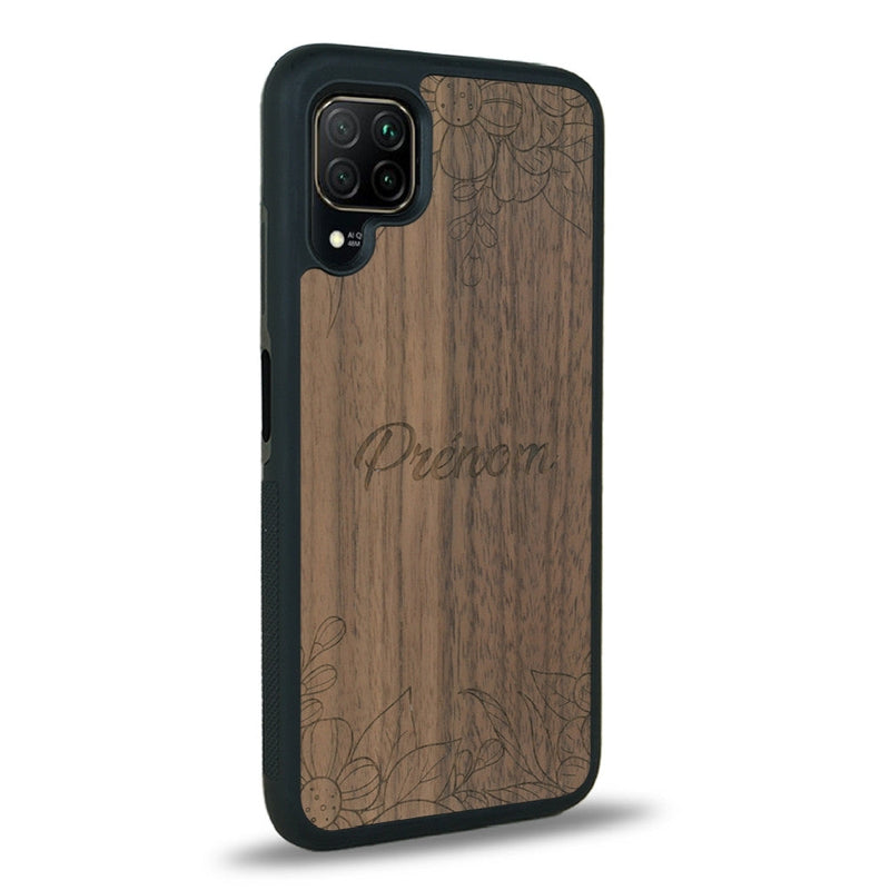 Coque de protection en bois véritable fabriquée en France pour Huawei P40 Lite sur le thème de la fête des mères avec un motif représentant des fleurs et des feuilles