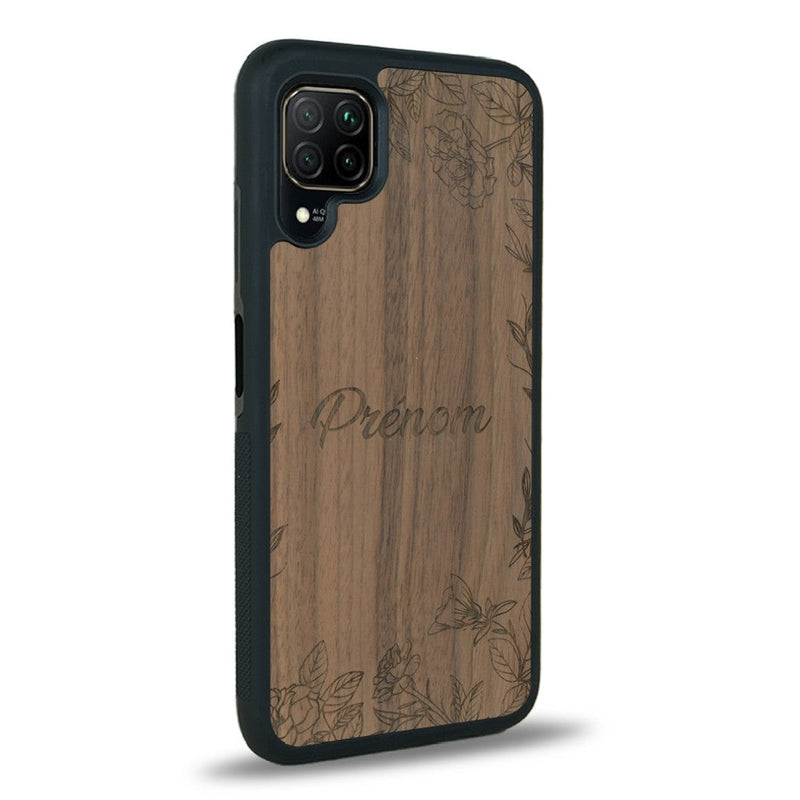 Coque de protection en bois véritable fabriquée en France pour Huawei P40 Lite sur le thème de la fête des mères avec un motif représentant des fleurs et des feuilles