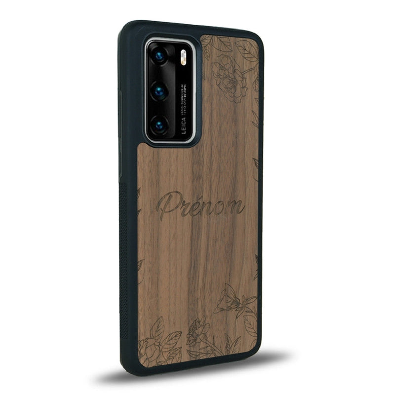 Coque de protection en bois véritable fabriquée en France pour Huawei P40 Pro sur le thème de la fête des mères avec un motif représentant des fleurs et des feuilles