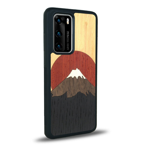 Coque de protection en bois véritable fabriquée en France pour Huawei P40 Pro alliant plusieurs essences de bois pour représenter le mont Fuji