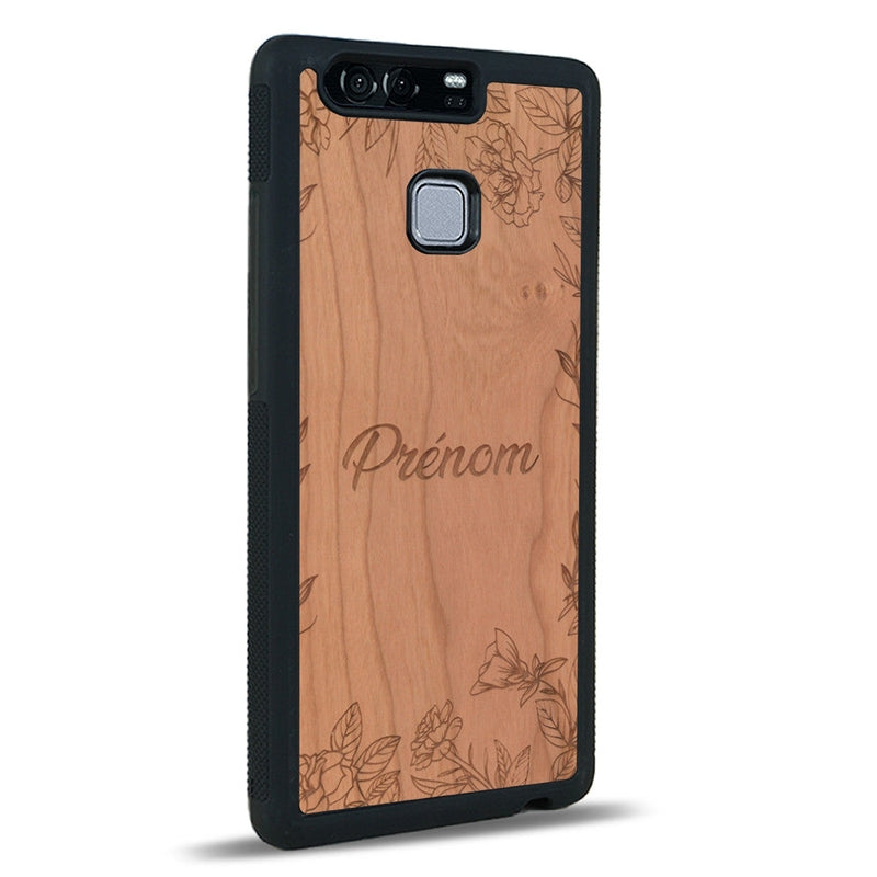 Coque de protection en bois véritable fabriquée en France pour Huawei P9 sur le thème de la fête des mères avec un motif représentant des fleurs et des feuilles