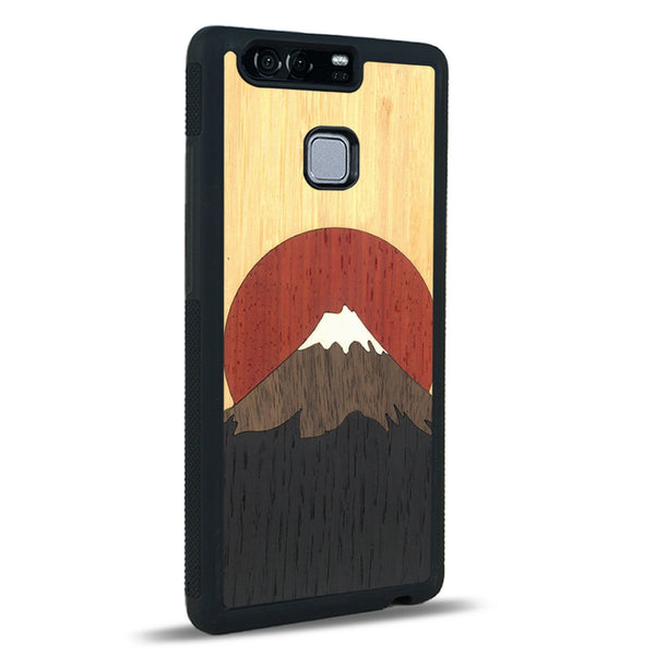 Coque de protection en bois véritable fabriquée en France pour Huawei P9 alliant plusieurs essences de bois pour représenter le mont Fuji