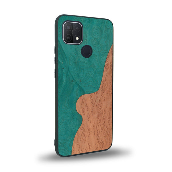 Coque de protection en bois véritable fabriquée en France pour Oppo A15 alliant plusieurs essences de bois pour représenter une plage paradisiaque