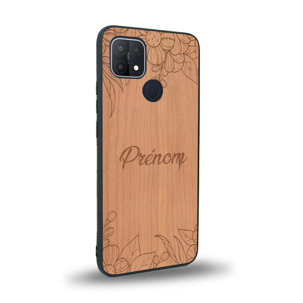 Coque de protection en bois véritable fabriquée en France pour Oppo A15 sur le thème de la fête des mères avec un motif représentant des fleurs et des feuilles