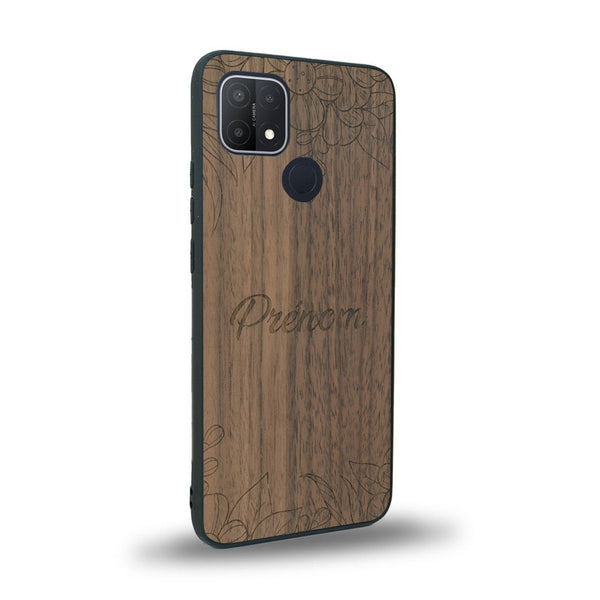 Coque de protection en bois véritable fabriquée en France pour Oppo A15 sur le thème de la fête des mères avec un motif représentant des fleurs et des feuilles