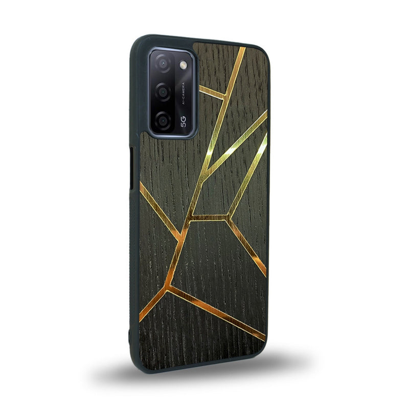 Coque de protection en bois véritable fabriquée en France pour Oppo A55 5G alliant plusieurs essences de bois pour représenter des fragments design