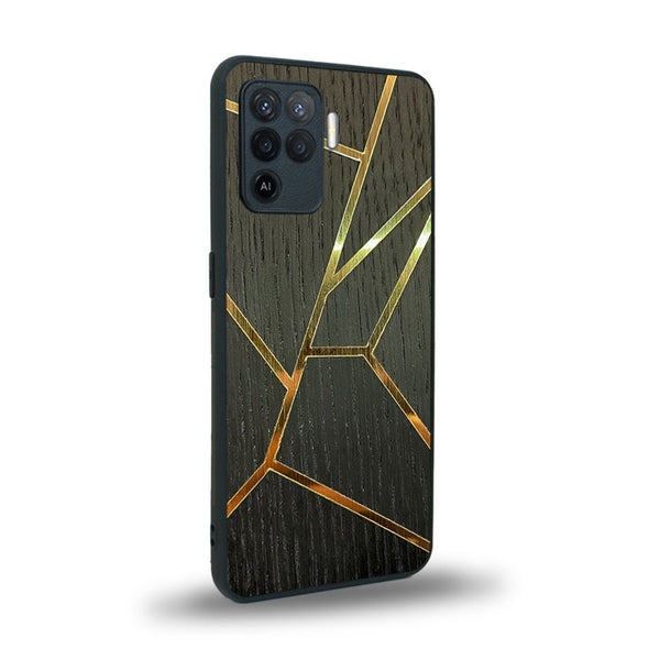 Coque de protection en bois véritable fabriquée en France pour Oppo A94 alliant plusieurs essences de bois pour représenter des fragments design