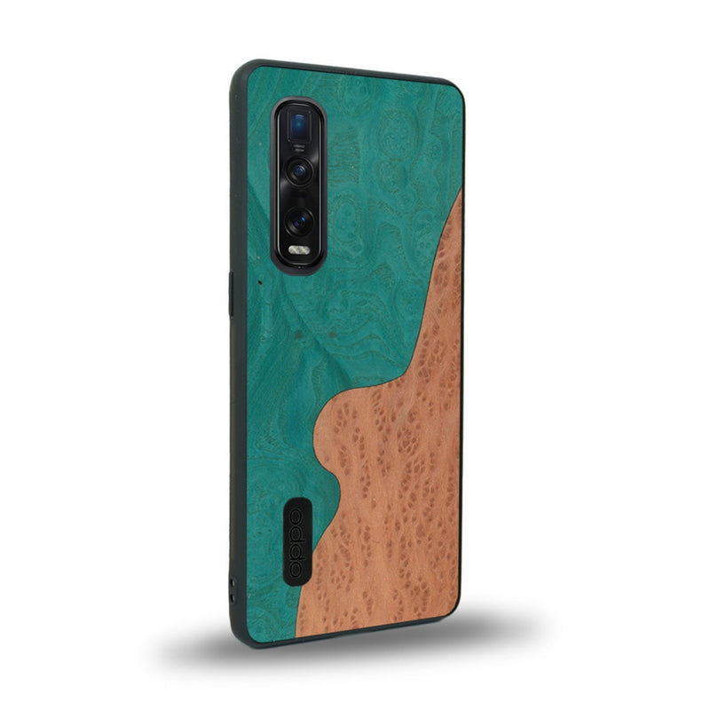 Coque de protection en bois véritable fabriquée en France pour Oppo Find X2 Pro alliant plusieurs essences de bois pour représenter une plage paradisiaque