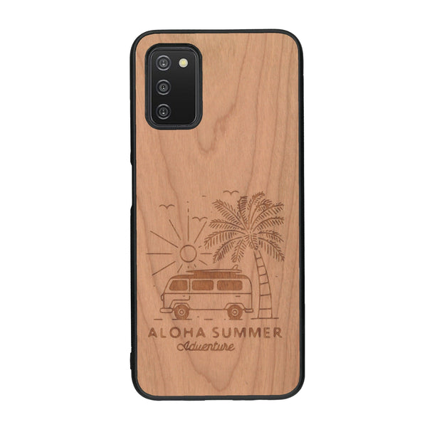 Coque de protection en bois véritable fabriquée en France pour Samsung A03S sur le thème de la plage, de l'été et vanlife.