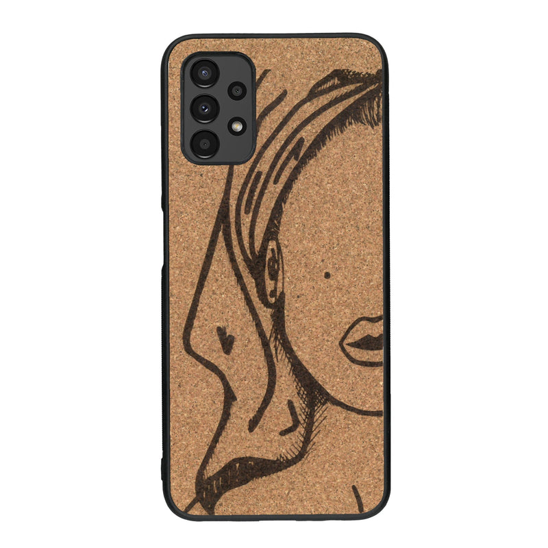 Coque de protection en bois véritable fabriquée en France pour Samsung A13 représentant une silhouette féminine épurée de type line art en collaboration avec l'artiste Maud Dabs