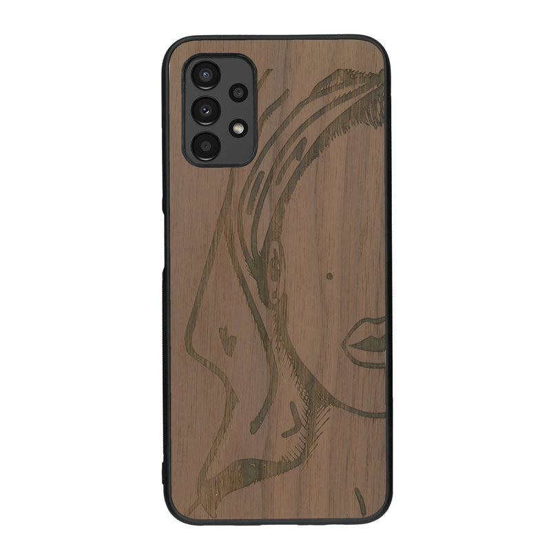 Coque de protection en bois véritable fabriquée en France pour Samsung A13 représentant une silhouette féminine épurée de type line art en collaboration avec l'artiste Maud Dabs