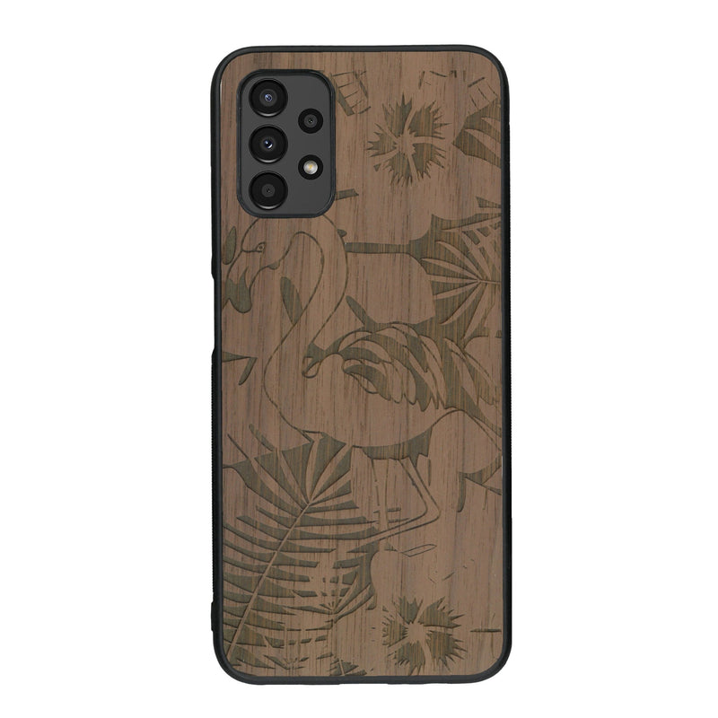 Coque de protection en bois véritable fabriquée en France pour Samsung A13 sur le thème de la nature et des animaux représentant un flamant rose entre des fougères