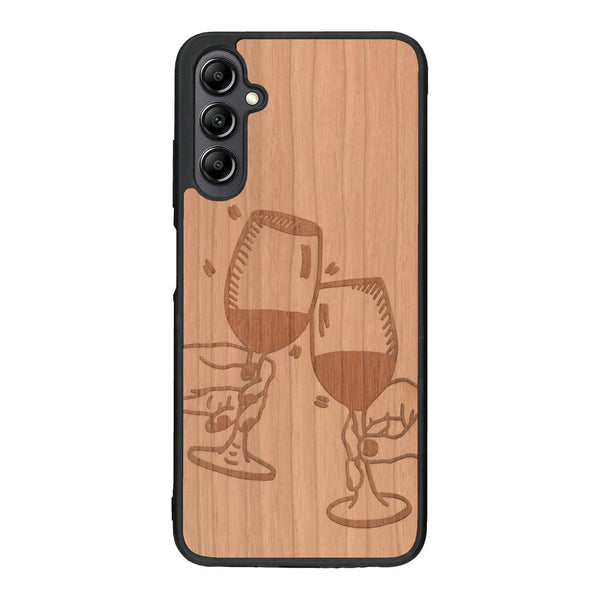 Coque de protection en bois véritable fabriquée en France pour Samsung A14 représentant une vue de face d'une flute de champagne dessinée à la main par l'artiste Maud Dabs