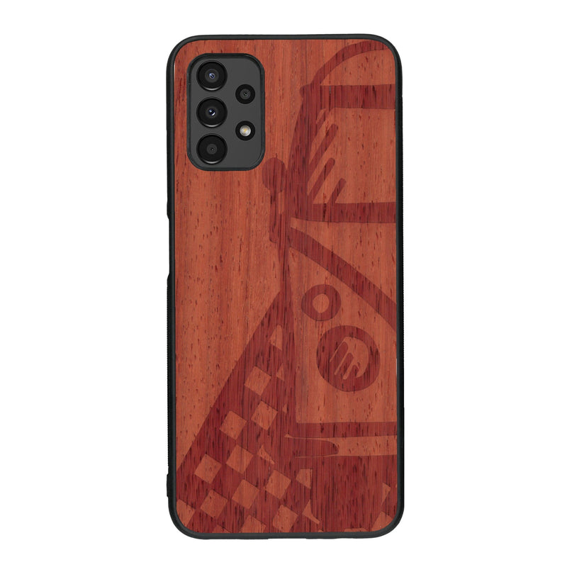 Coque de protection en bois véritable fabriquée en France pour Samsung A14 sur le thème du voyage avec un van combi