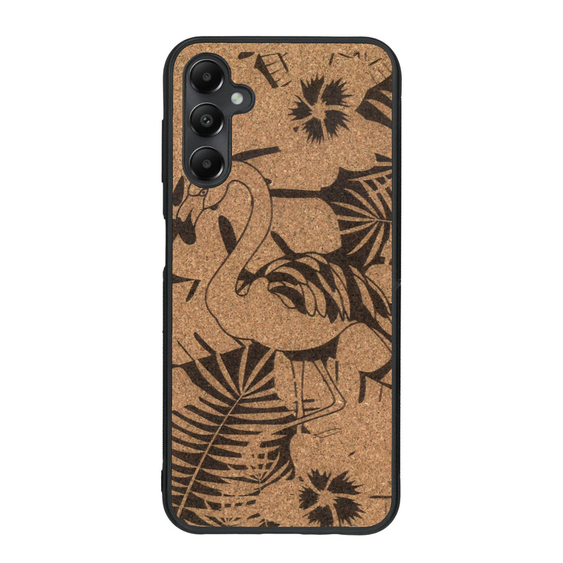 Coque de protection en bois véritable fabriquée en France pour Samsung A15 sur le thème de la nature et des animaux représentant un flamant rose entre des fougères