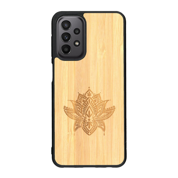 Coque de protection en bois véritable fabriquée en France pour Samsung A33 sur le thème de la nature et du yoga avec une gravure zen représentant une fleur de lotus