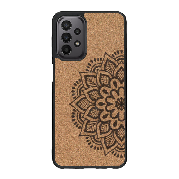 Coque de protection en bois véritable fabriquée en France pour Samsung A33 sur le thème de la bohème et du tatouage au henné avec une gravure représentant un mandala