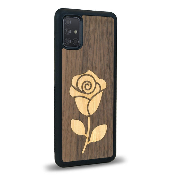 Coque de protection en bois véritable fabriquée en France pour Samsung A51 alliant plusieurs essences de bois pour représenter une rose