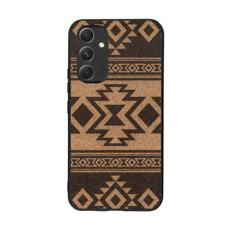 Coque de protection en bois véritable fabriquée en France pour Samsung A54 5G avec des motifs géométriques s'inspirant des temples aztèques, mayas et incas